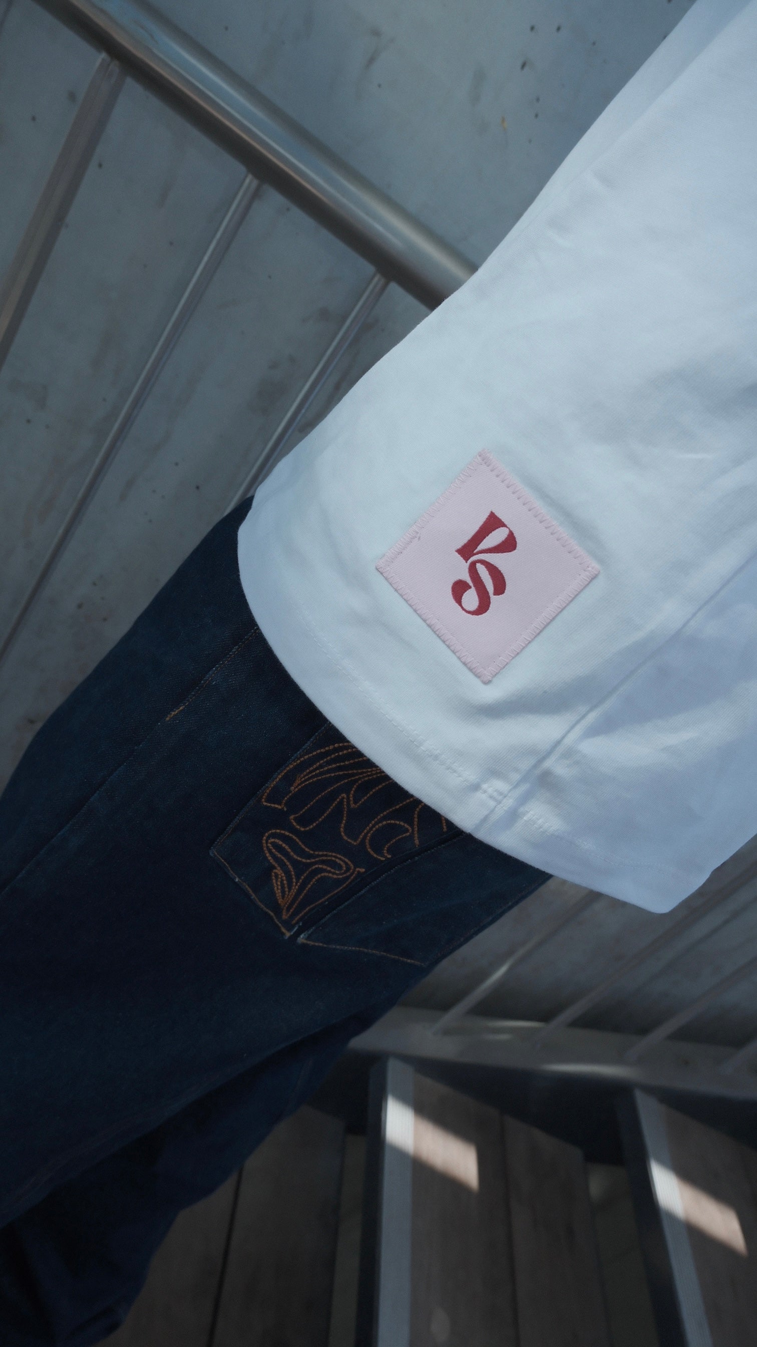 T-SHIRT DOLLAR
