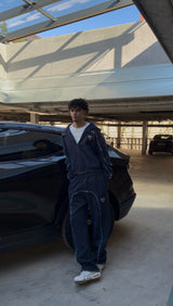 TORN PANT 5
