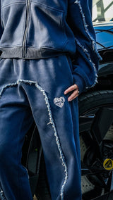 TORN PANT 3